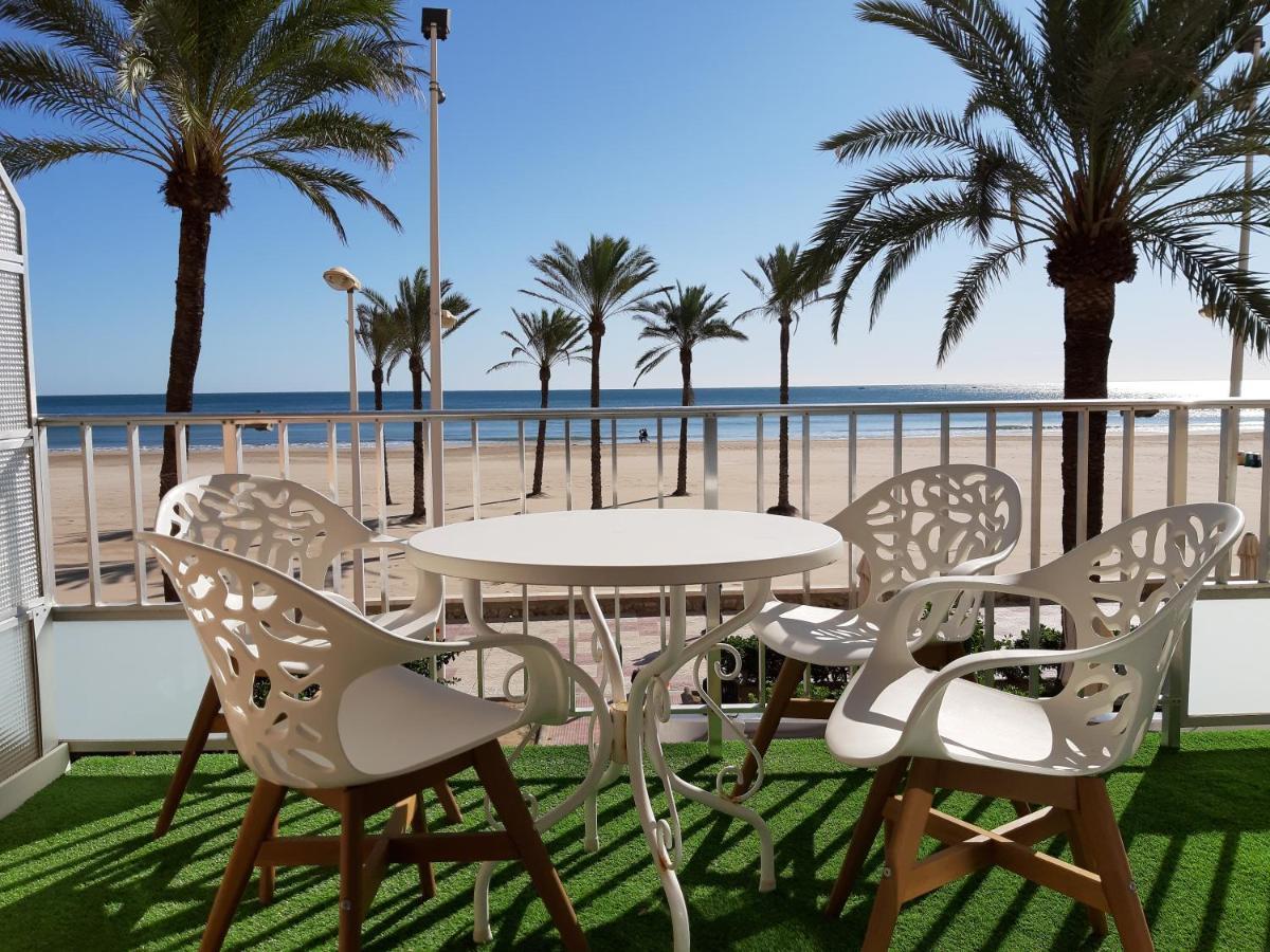 NUEVO, Primerísima línea con Wifi y Parking gratis en Playa San Antonio Apartment Cullera Bagian luar foto